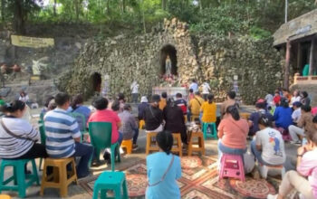 Gua Maria Lebak Jadi Tempat Favorit Gelar Ritual Jalan Salib