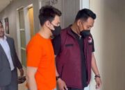 Ditetapkan Jadi Tersangka, Aktor Jonathan Frizzy Alias Ijonk Terancam Bui 5 Tahun