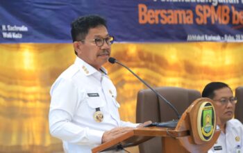 walikota tangerang sachrudin