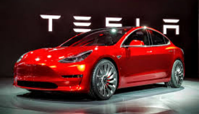 Elon Musk Bakal Luncurkan Taksi Tanpa Sopir