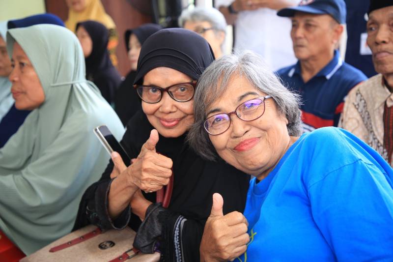 para lansia di kota tangerang