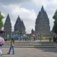 candi prambanantandingan candi borobudur