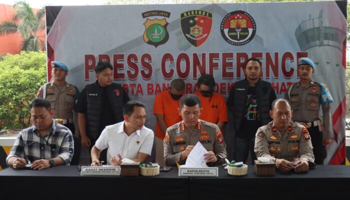 50 Orang Korban Penipuan Wisata Terdampar di Bandara Soetta, Polisi Tangkap Pasutri Pemilik Travel