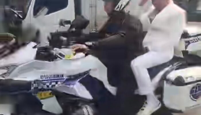 Patwal Bonceng KDM Gak Pakai Helm Ditilang