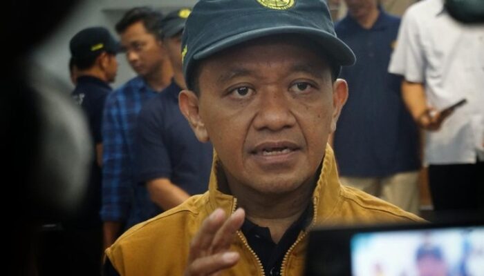 Mau Tinjau Tambang di Raja Ampat, Bahlil Didemo Aktivis Lingkungan