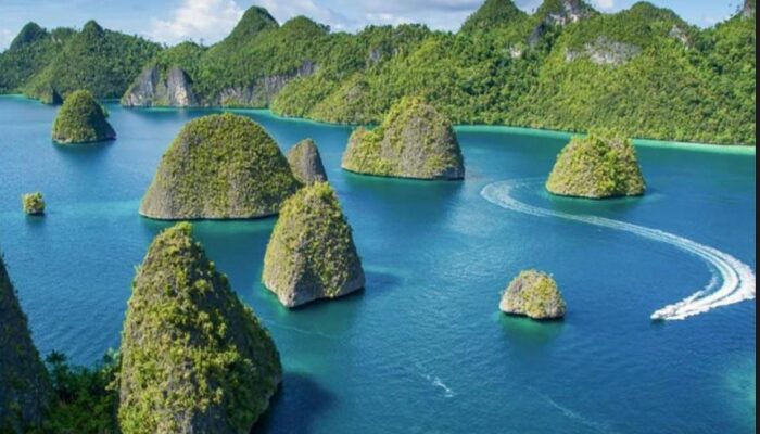 Dituding Rusak Lingkungan Raja Ampat, KLH Awasi Empat Perusahaan Tambang