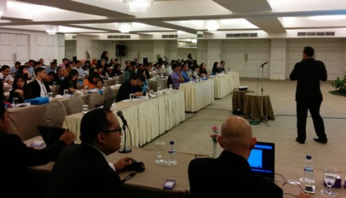 Mendagri Kembali Izinkan Pemda Rapat di Hotel