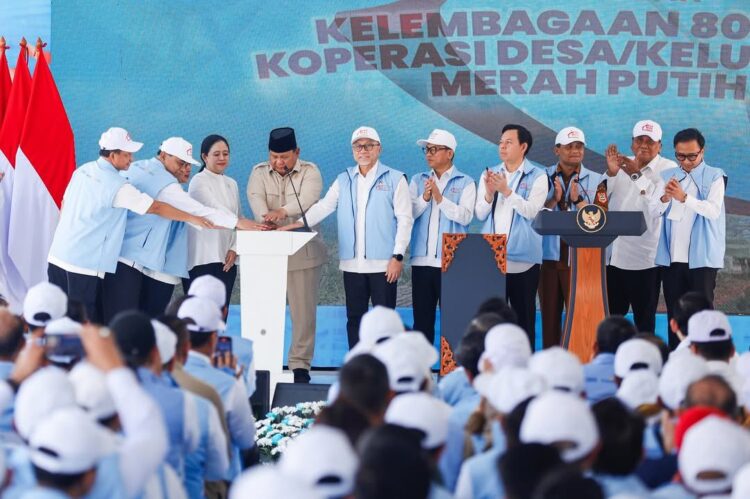 presiden prabowo resmikan koperasi merah putih