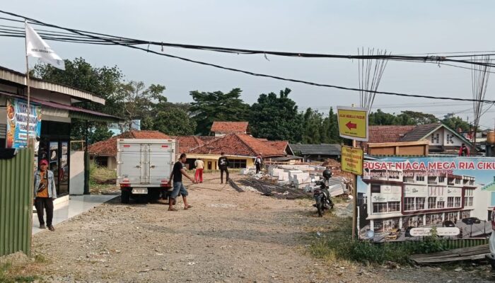Pengembang Hentikan Proyek Pusat Niaga Mega Ria Cikupa Tangerang