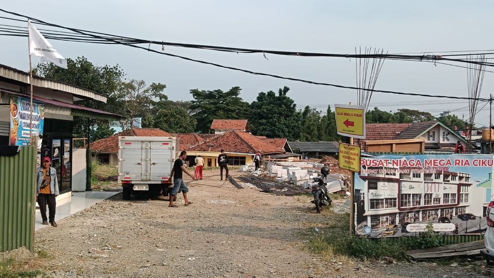 Pengembang Hentikan Proyek Pusat Niaga Mega Ria Cikupa Tangerang