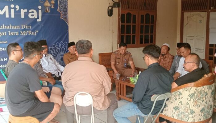 Ditanya Soal Polemik Proyek Pusat Niaga, Camat Cikupa No Comment!