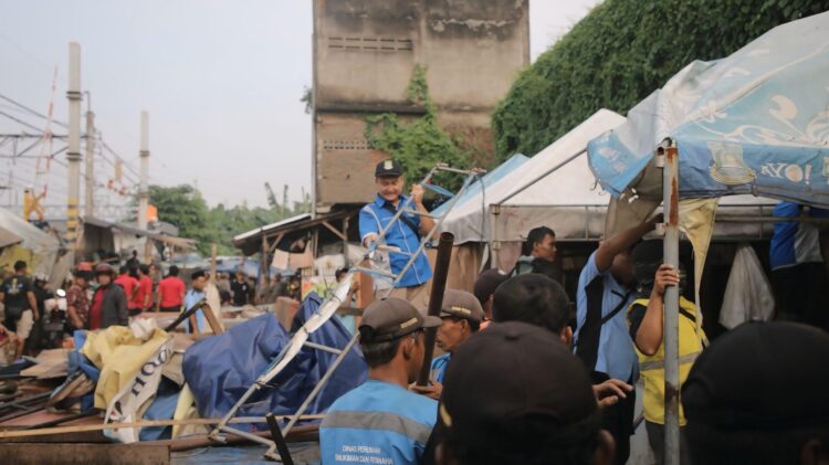 penertiban pedagang pasar anyar kota tangerang
