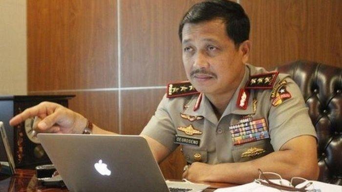 Wakapolri Komjen Pol (Purn) Oegroseno