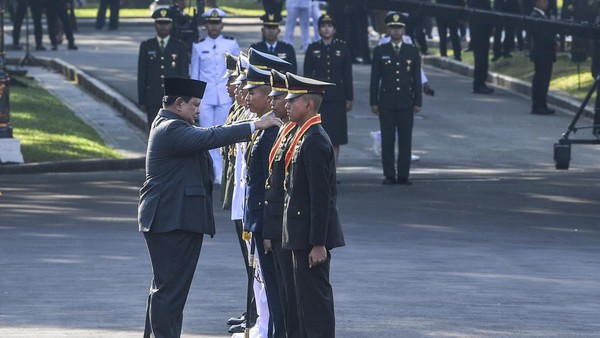pelantikan perwira tni dan polri