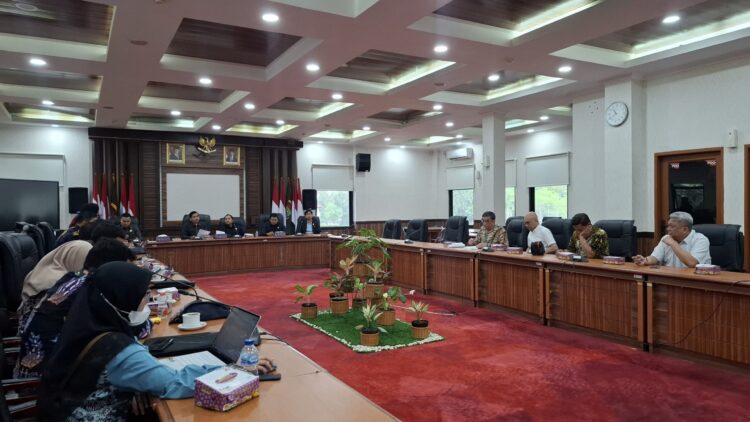 Lippo Karawaci RDP dengan Komisi I dan IV DPRD Kabupaten Tangerang