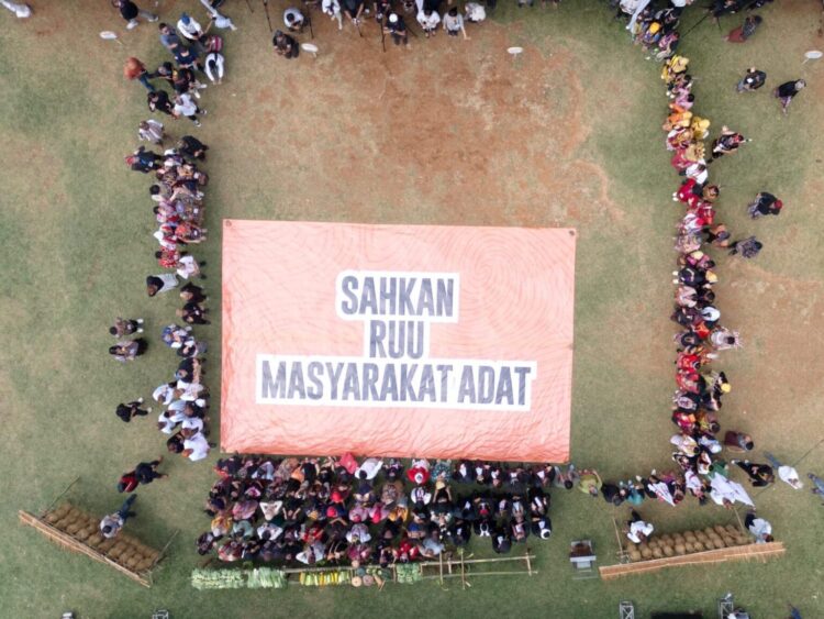 masyarakat adat
