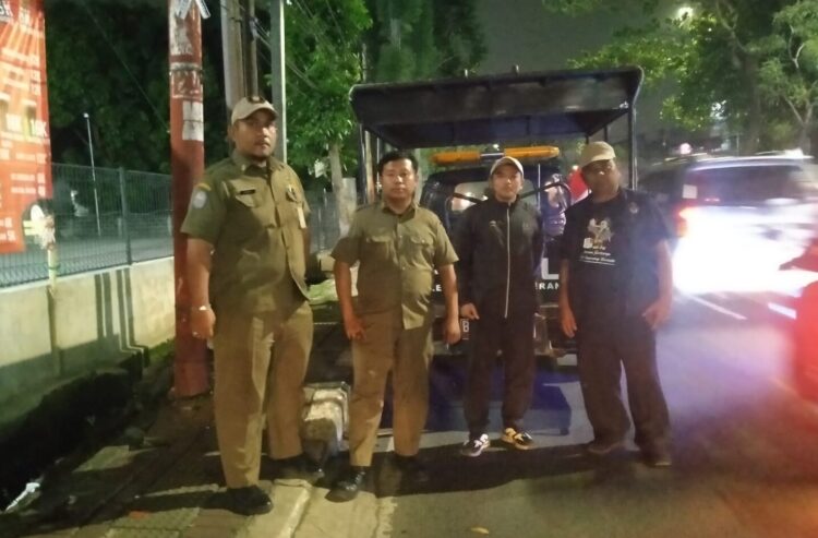 kelurahan buaran indah kota tangerang lakukan patroli sampah liar