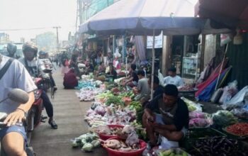 Pemkot Tangsel Bakal Paksa PKL Masuk ke Dalam Pasar Serpong