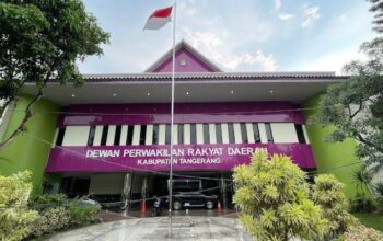 Ditanya Soal Mamin, Pejabat Sekretariat DPRD Kabupaten Tangerang Nyolot