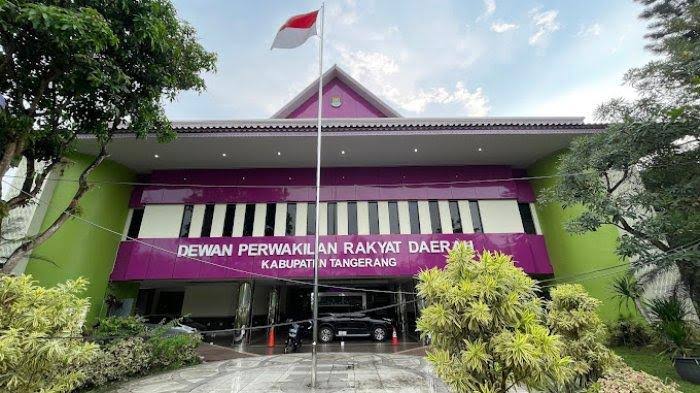 Ditanya Soal Mamin, Pejabat Sekretariat DPRD Kabupaten Tangerang Nyolot