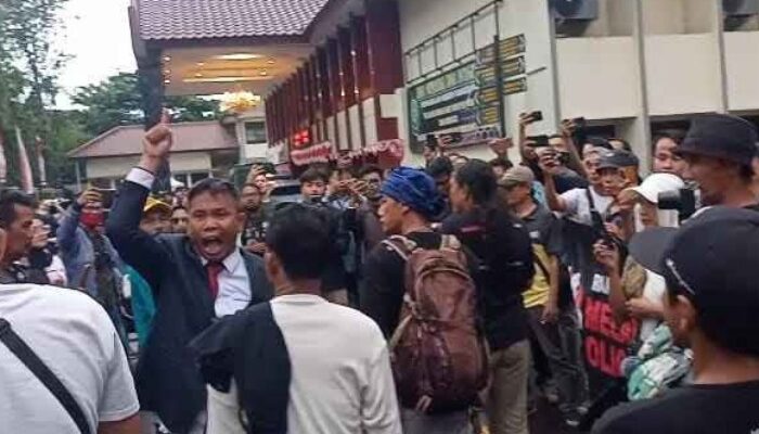 Vonis 4 Tahun Penjara Charlie Chandra Disebut Pesanan Oligarki