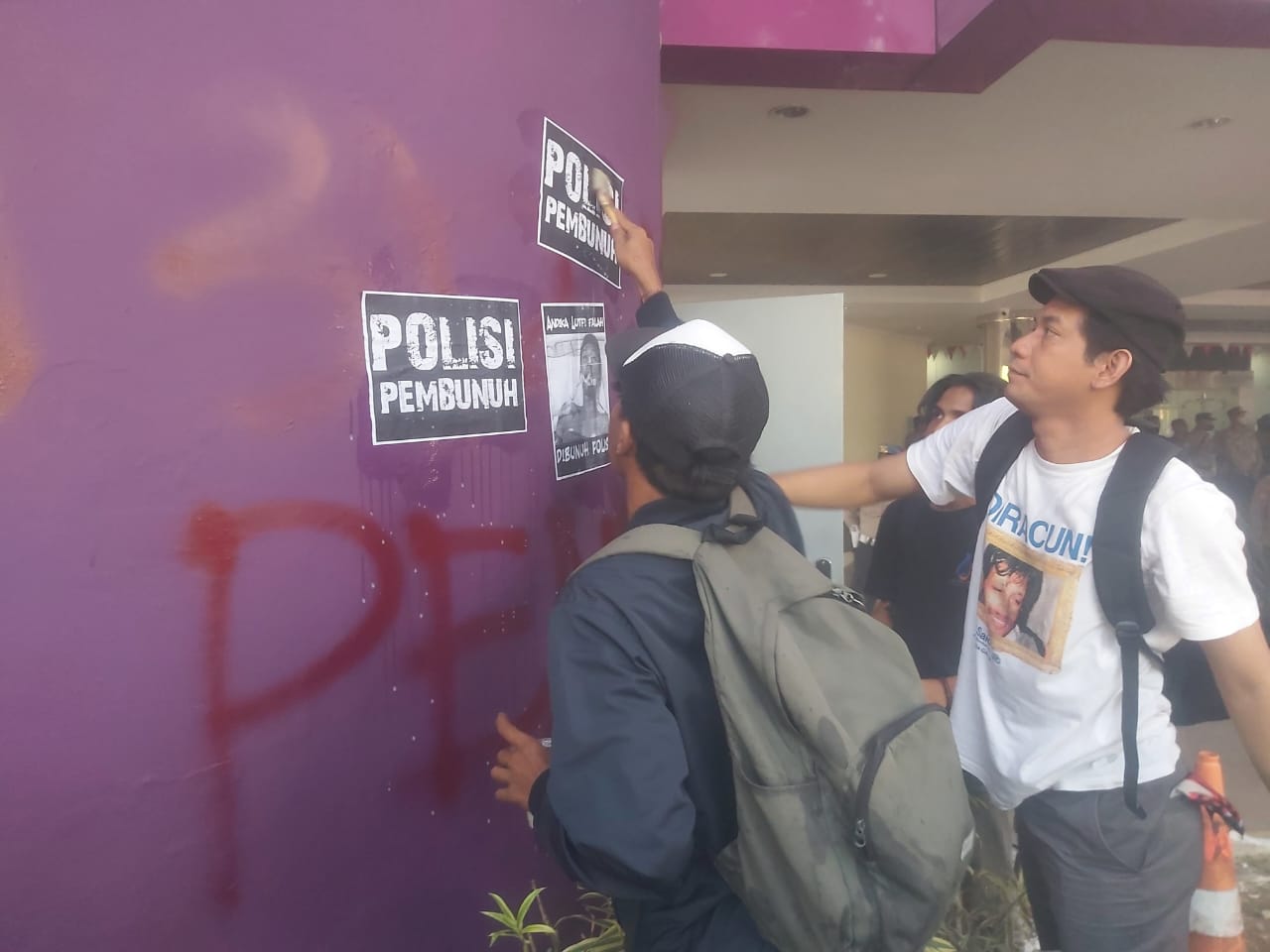Mahasiswa dalam Aksi di DPRD Kabupaten Tangerang