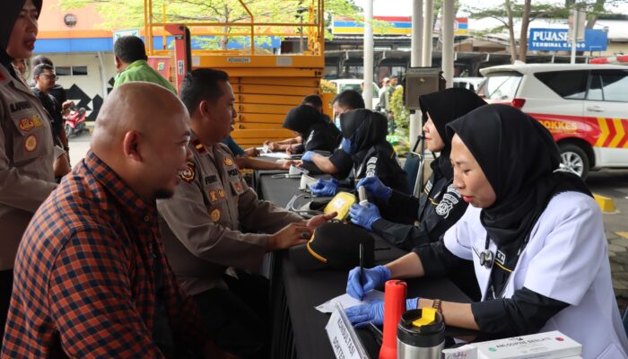 Polresta Bandara Soetta Gelar Pasar Murah dan Periksa Kesehatan Gratis