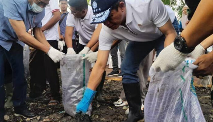 World Clean Up Day di Kabupaten Serang Dihadiri  Menteri LH Hanif Faisol Nurofiq