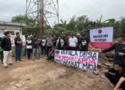 Warga Maja Lebak Tutup Paksa Galian Tanah