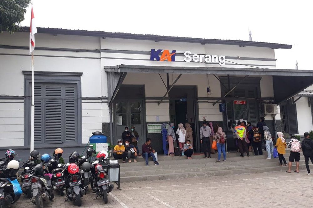 Pembangunan KRL Serang-Jakarta