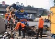 DLH Kota Tangerang Tutup Puluhan TPS Liar