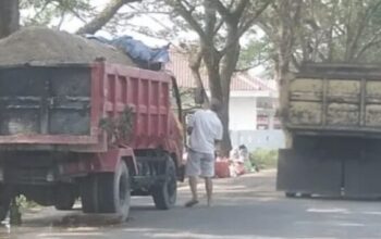 Lebak Siapkan Sanksi Bagi Truk Tanah Pelanggar Jam Operasional