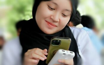 Salah satu Gen Z peserta kegiatan pendidikan politik yang diselenggarakan Bawaslu Kota Tangerang