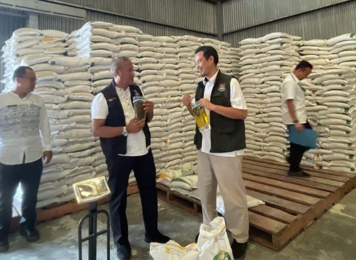 DPKP Kabupaten Tangerang Pastikan Beras Bantuan Layak Konsumsi