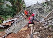 Rumah Warga Pamulang Tangsel Rusak Diterjang Longsor