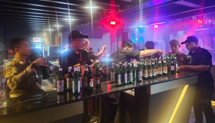 Dalam Dua Hari, Puluhan LC dan Ratusan Botol Miras Diamankan