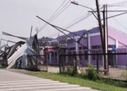 Stadion Mini Gunung Kaler Tangerang Rusak Berat Disapu Angin Puting Beliung