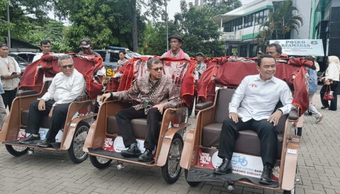 Warga Kota Tangerang Dapat Bantuan Becak Listrik dari Presiden Prabowo