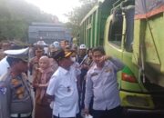 Satpol PP Banten Awasi Aktivitas Truk Tambang Siang Malam