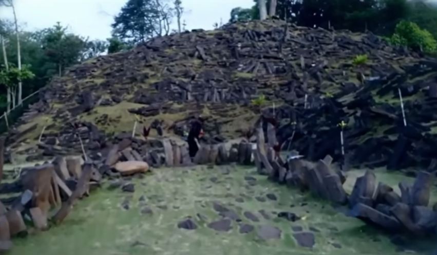 situs gunung padang peradaban jenius