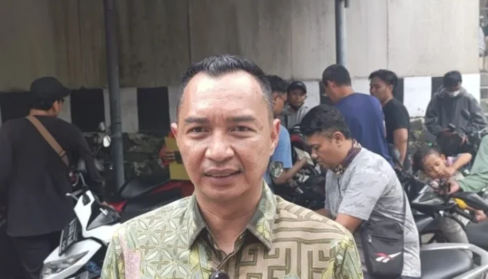 Samsat Ciputat Sweeping Pajak Kendaraan Sampai ke Parkiran
