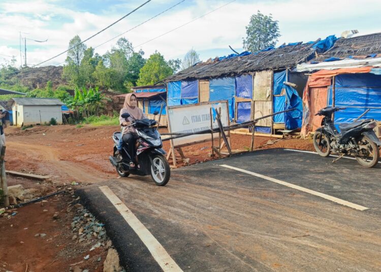 Warganya 6 Tahun Tinggal di Rumah Terpal, Pemkab Lebak Salahkan Pusat