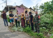 Rumah Warga Cikeusal Serang Hancur Tergerus Longsor