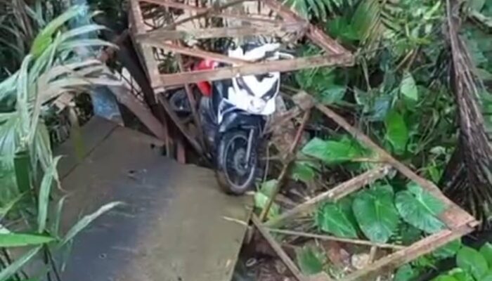 Jembatan Gantung di Lebak Putus, Lima Pelajar Jatuh ke Sungai