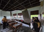 6 Siswa SMAN 5 Kabupaten Tangerang Terluka Tertimpa Plafon Kelas