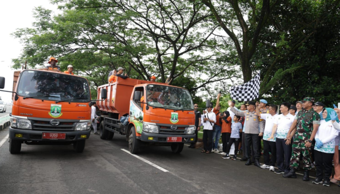 Gunernur Bakal Terbitkan Ingub Gerakan Jumat Bersih