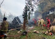 Gudang Ban di Pondok Aren Ludes Terbakar