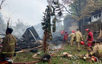 Gudang Ban di Pondok Aren Ludes Terbakar