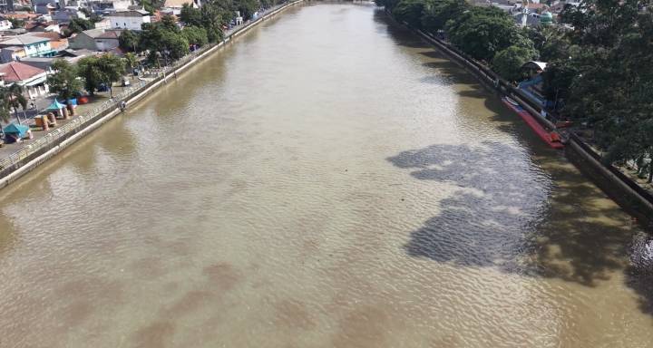 DLH Kota Tangerang Intensifkan Pemantauan Air Cisadane
