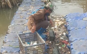DLH dan Polisi Periksa Kandungan Pestisida Air Sungai Cisadane